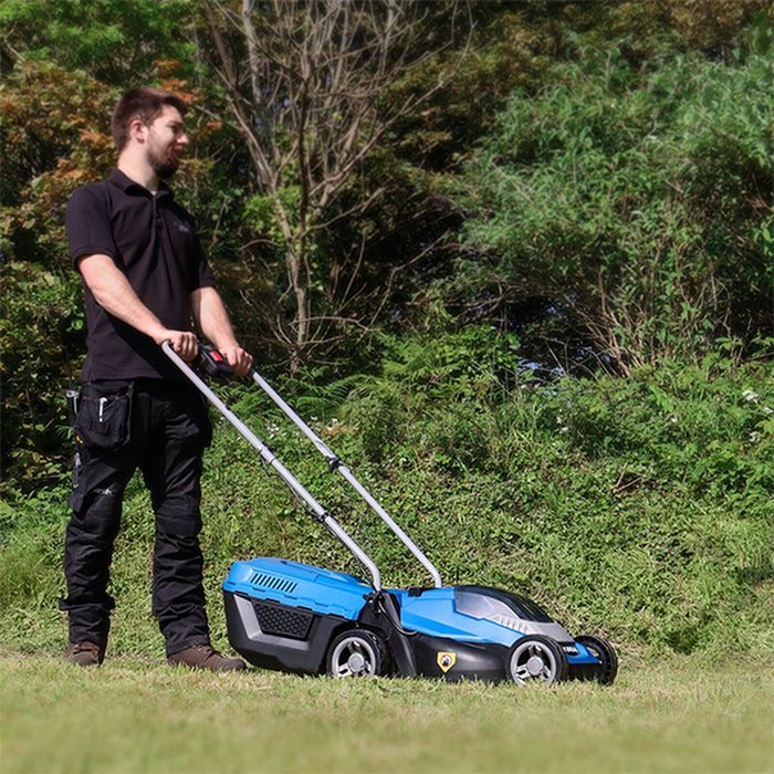 Hyundai 40V Lithium-Ion Cordless Battery Powered Roller Lawn Mower 33cm Cutting